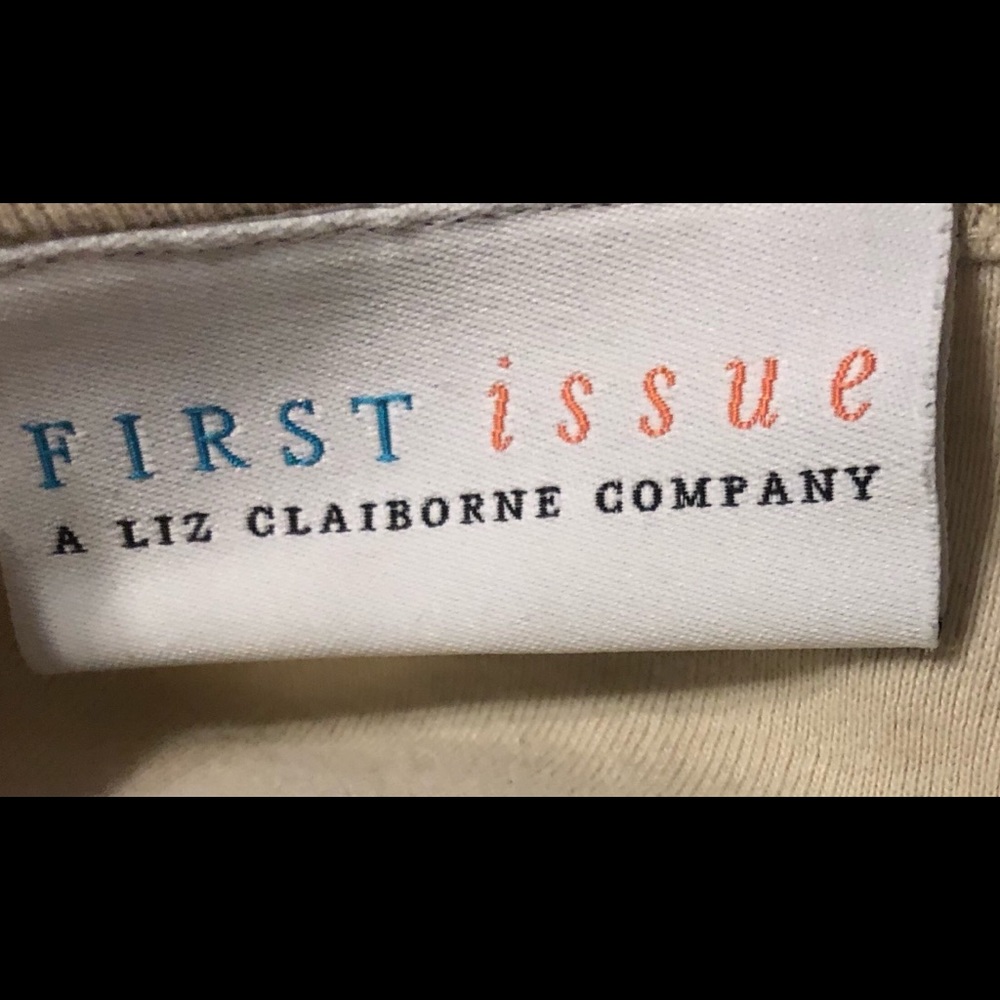 First Issue Blouse - Picture 3 of 5